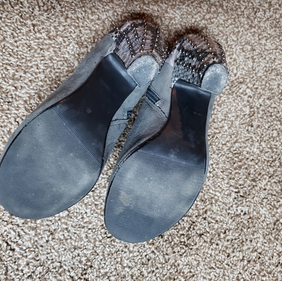 London Rebel Booties - Picture 5 of 6